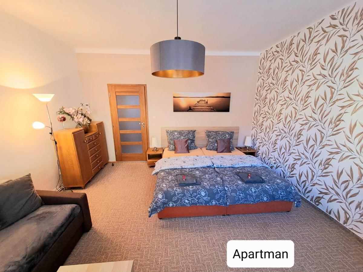 Dum Tamara Apartment Luhacovice Luaran gambar